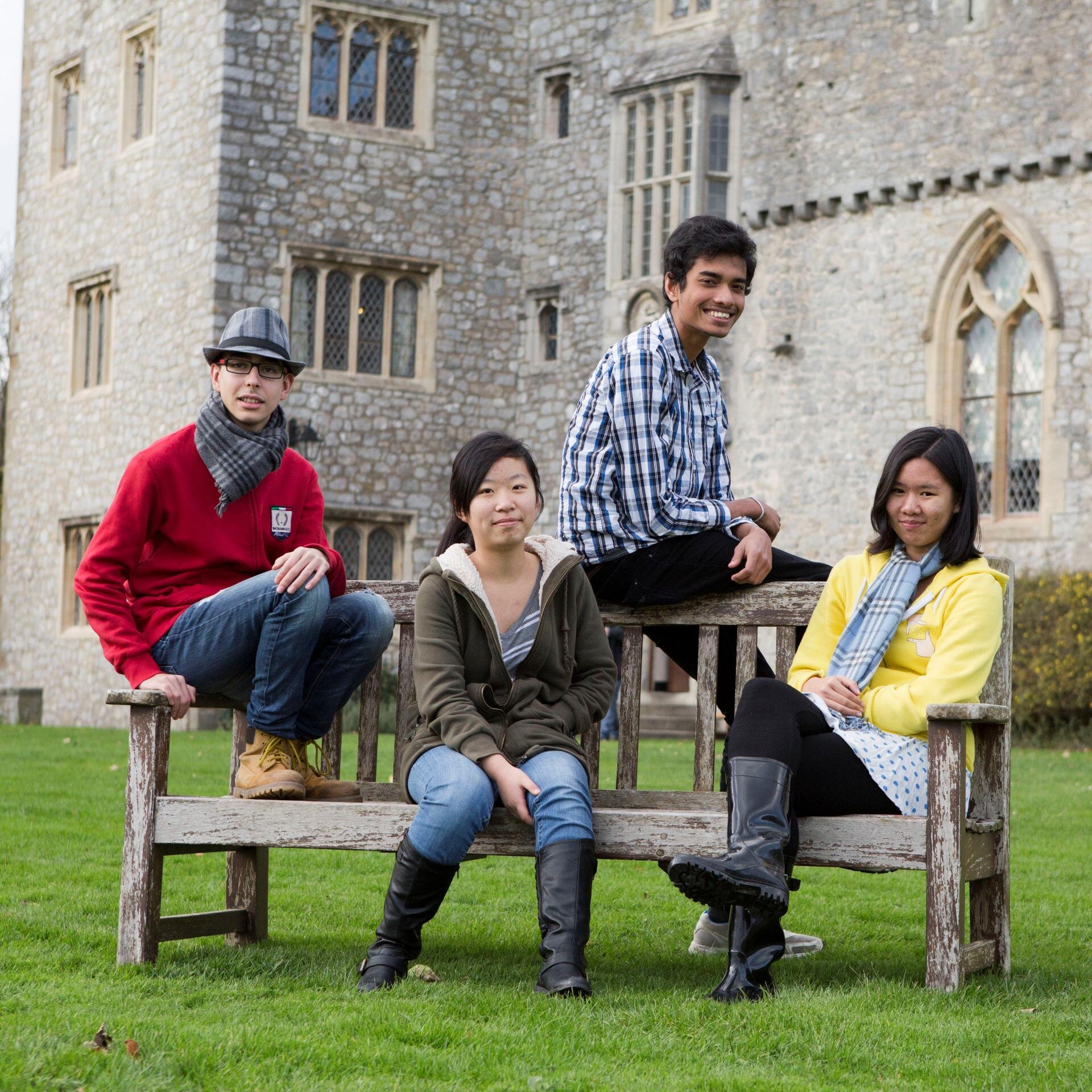 美中国际 美中国际