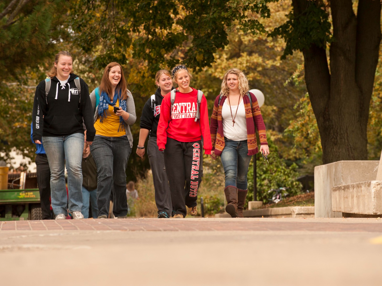 美中国际 美中国际